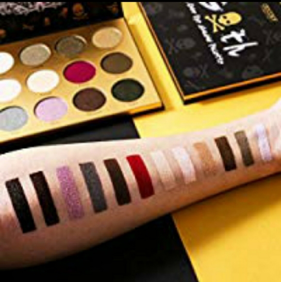 Goth Pro Eyeshadow Palette - Picture 4 of 9